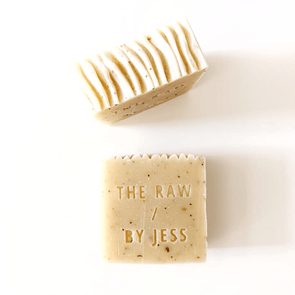 THE RAW/BY JESS | AUCKLAND, NEW ZEALAND 手工潔膚皂 薰衣草與茶樹精油手工皂
